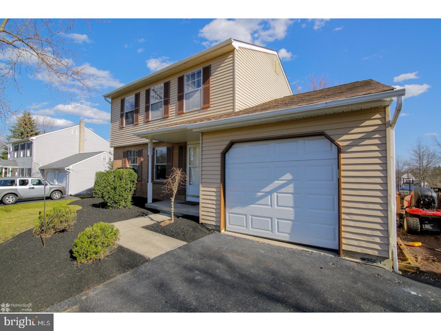 267 Twining Road Lansdale, PA 19446 - Photo 4 of 25 Gallery Image 4