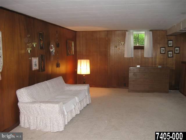 2431 Raleigh Drive York, PA 17402 - Photo 13 of 16 Gallery Image 13