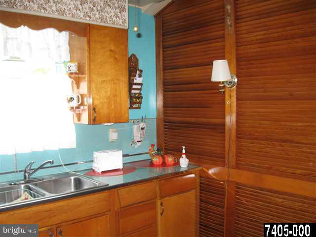 2431 Raleigh Drive York, PA 17402 - Photo 6 of 16 Gallery Image 6