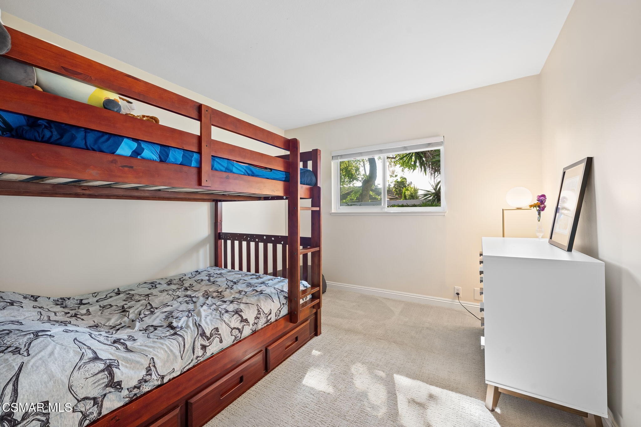 191 Thames Street Thousand Oaks, CA 91360 - Photo 15 of 40 2-web-or-mls-191-thames-st