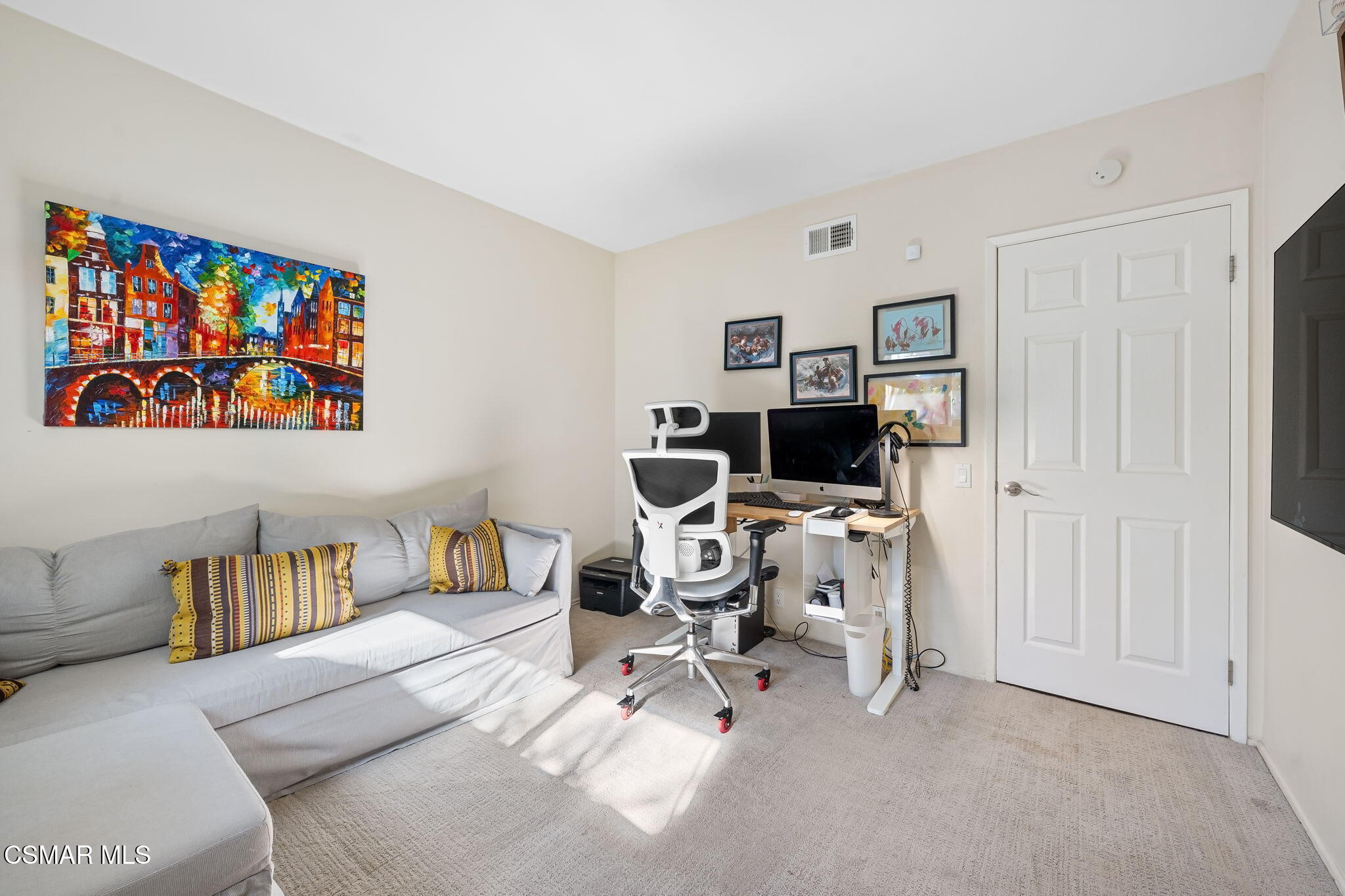 191 Thames Street Thousand Oaks, CA 91360 - Photo 18 of 40 5-web-or-mls-191-thames-st