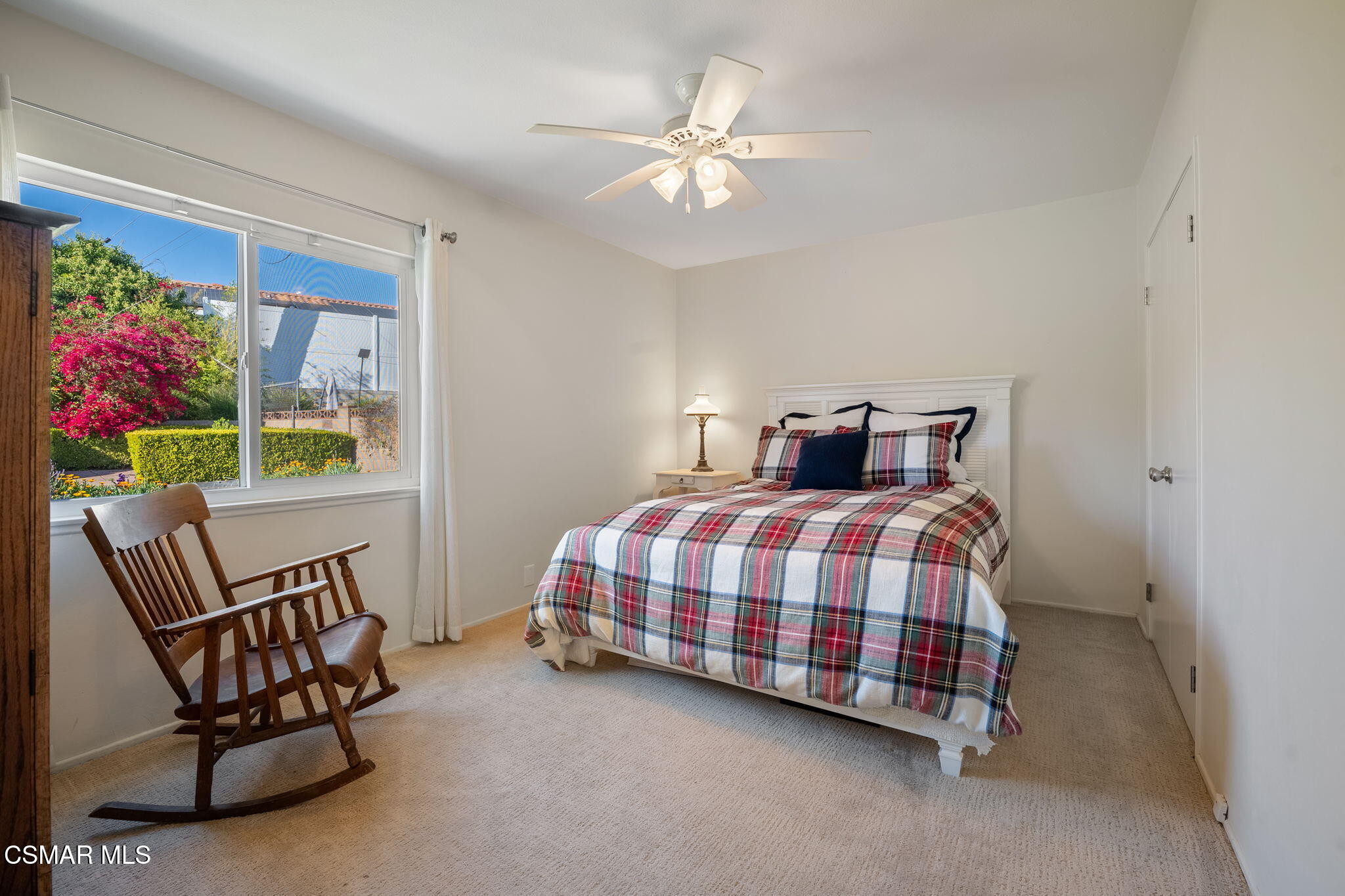 191 Thames Street Thousand Oaks, CA 91360 - Photo 22 of 40 21-web-or-mls-191-thames-st