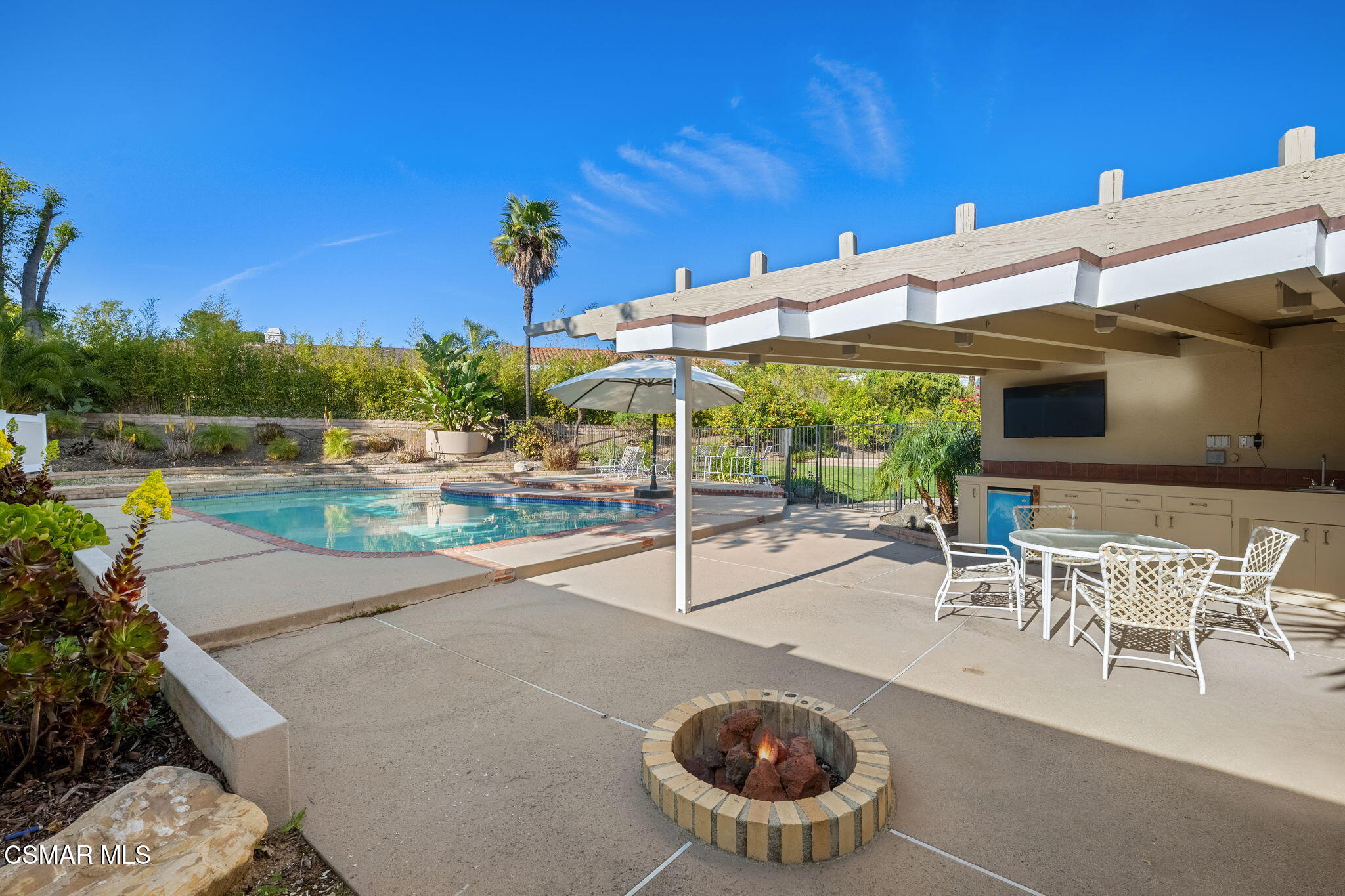 191 Thames Street Thousand Oaks, CA 91360 - Photo 29 of 40 29-web-or-mls-191-thames-st