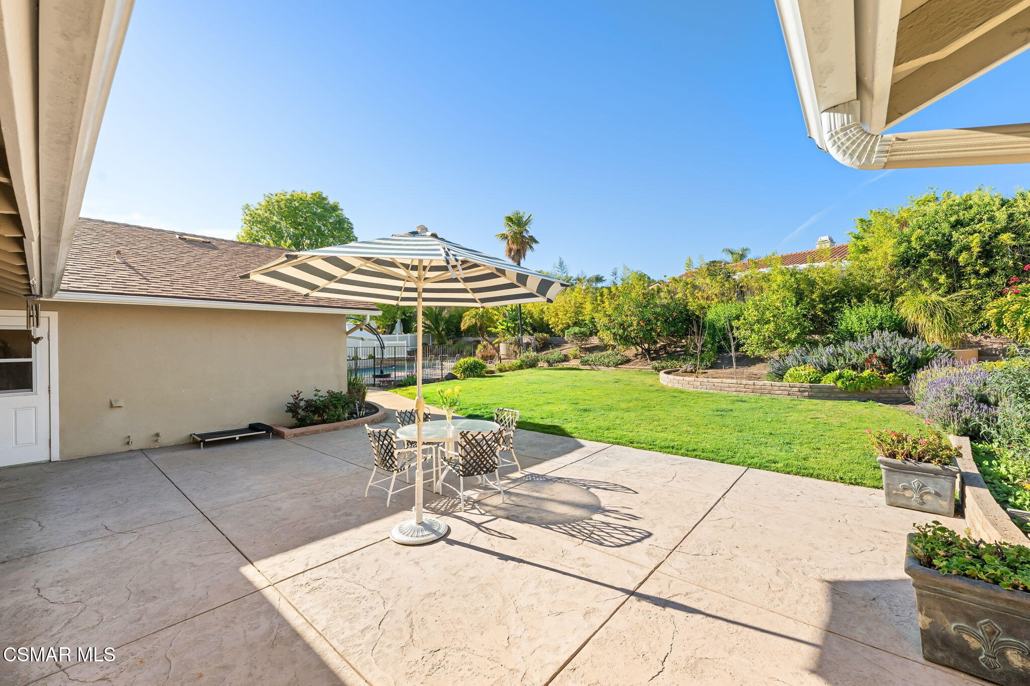 191 Thames Street Thousand Oaks, CA 91360 - Photo 33 of 40 33-web-or-mls-191-thames-st