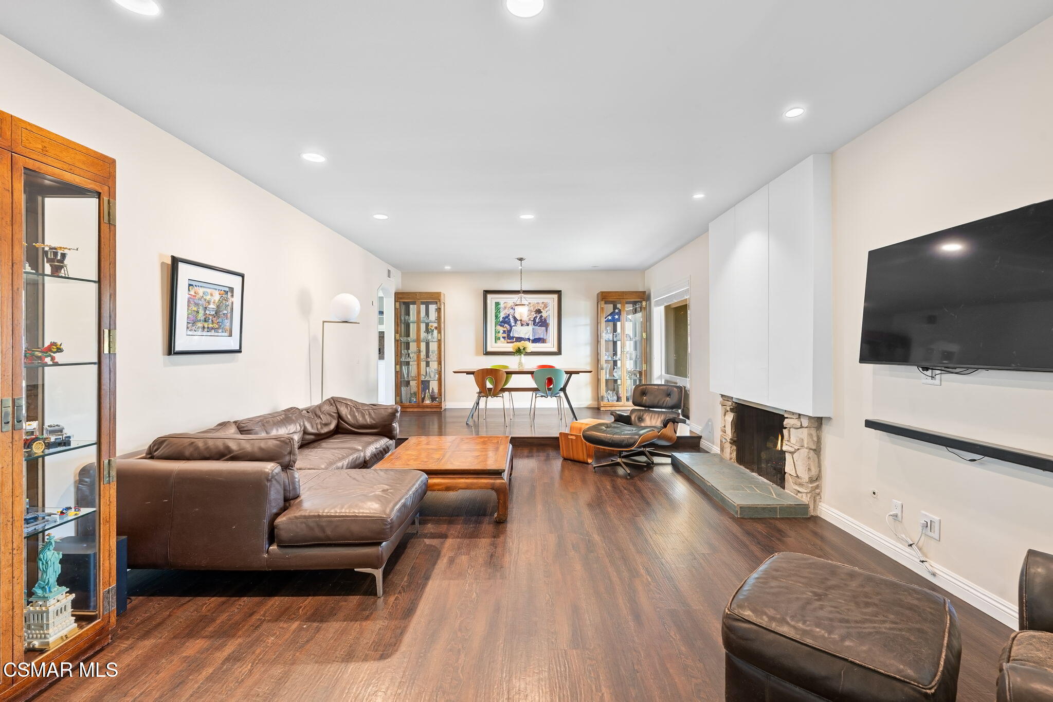 191 Thames Street Thousand Oaks, CA 91360 - Photo 5 of 40 14-web-or-mls-191-thames-st