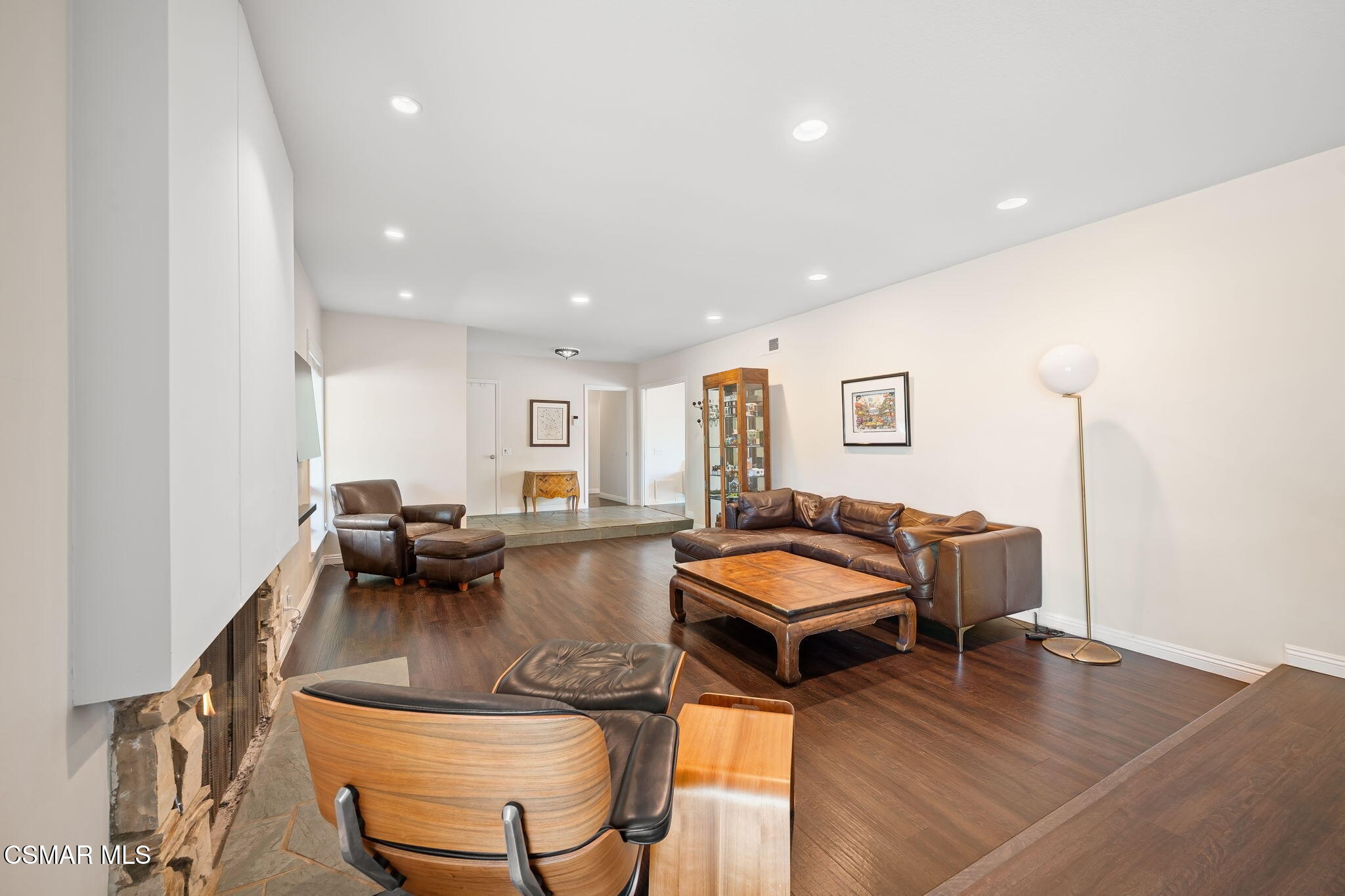 191 Thames Street Thousand Oaks, CA 91360 - Photo 7 of 40 13-web-or-mls-191-thames-st