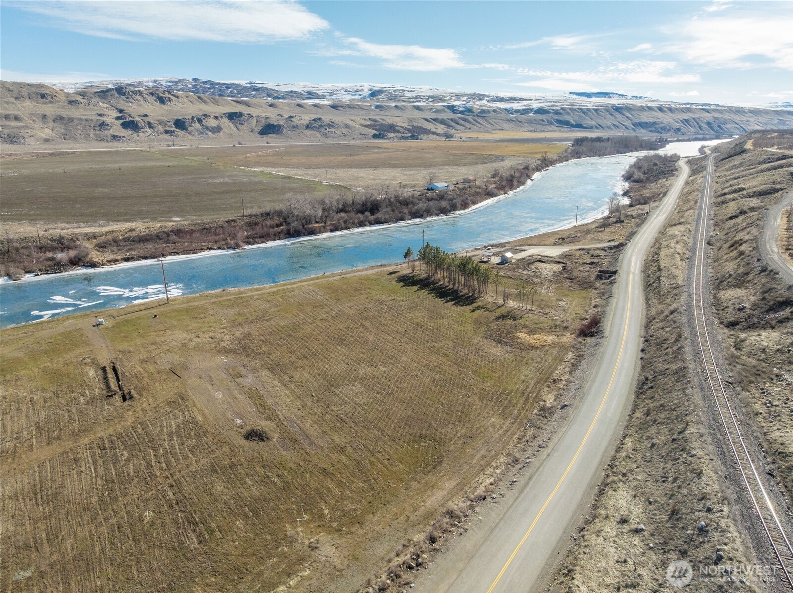 626 Monse River Road Brewster, WA 98812 - Photo 30 of 40 a view of an ocean beach