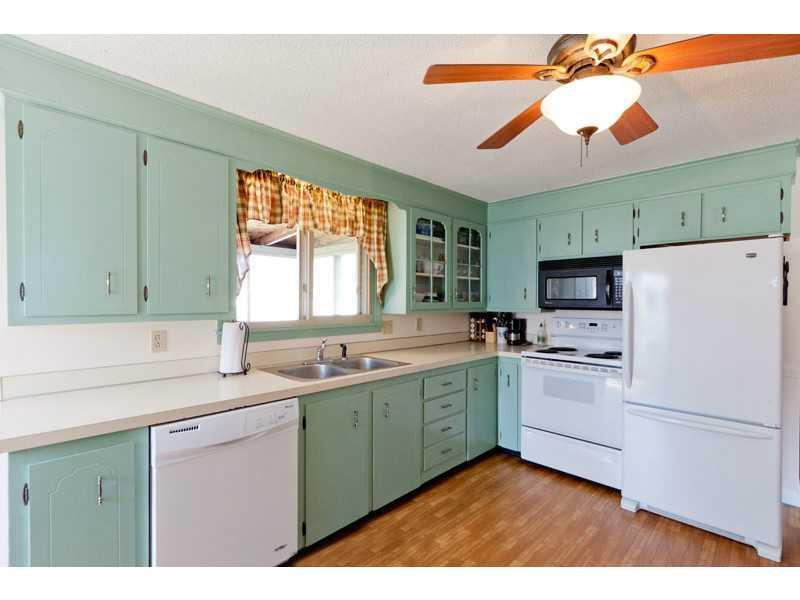 52 Scott Road South Portland, ME 04106 - Photo 5 of 26 Kitchen.