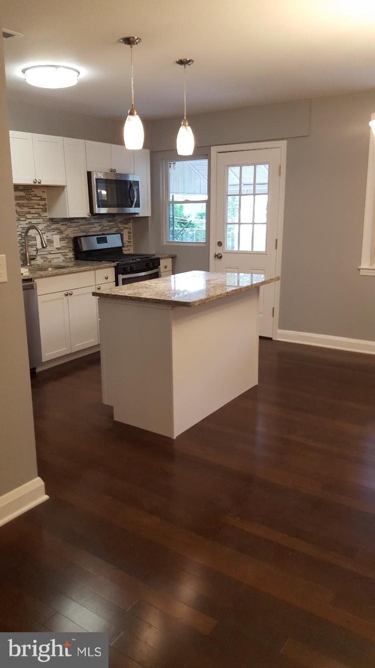 4270 Rokeby Road Baltimore, MD 21229 - Photo 9 of 22 Kitchen