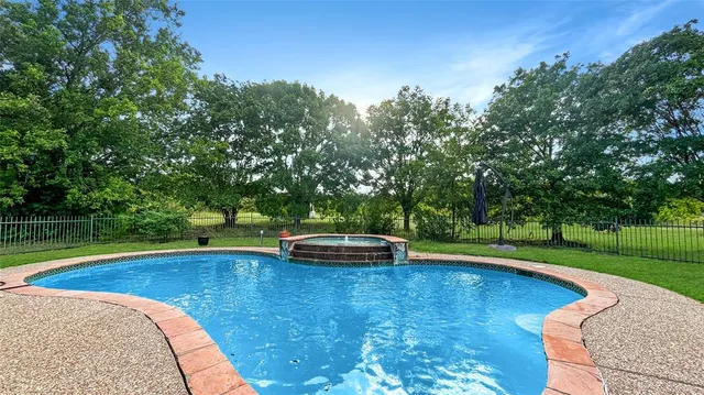 $2,500,000 | 6785 County Road 166, McKinney, TX 75071