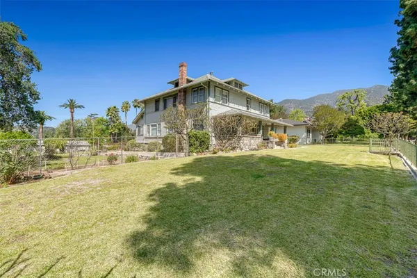 $1,900,000 | 425 North Canyon Boulevard, Monrovia, CA 91016