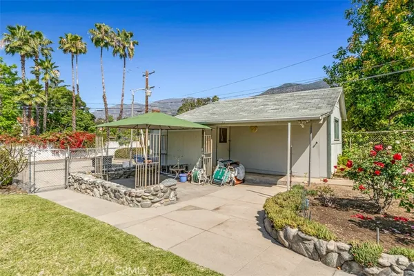 $1,900,000 | 425 North Canyon Boulevard, Monrovia, CA 91016