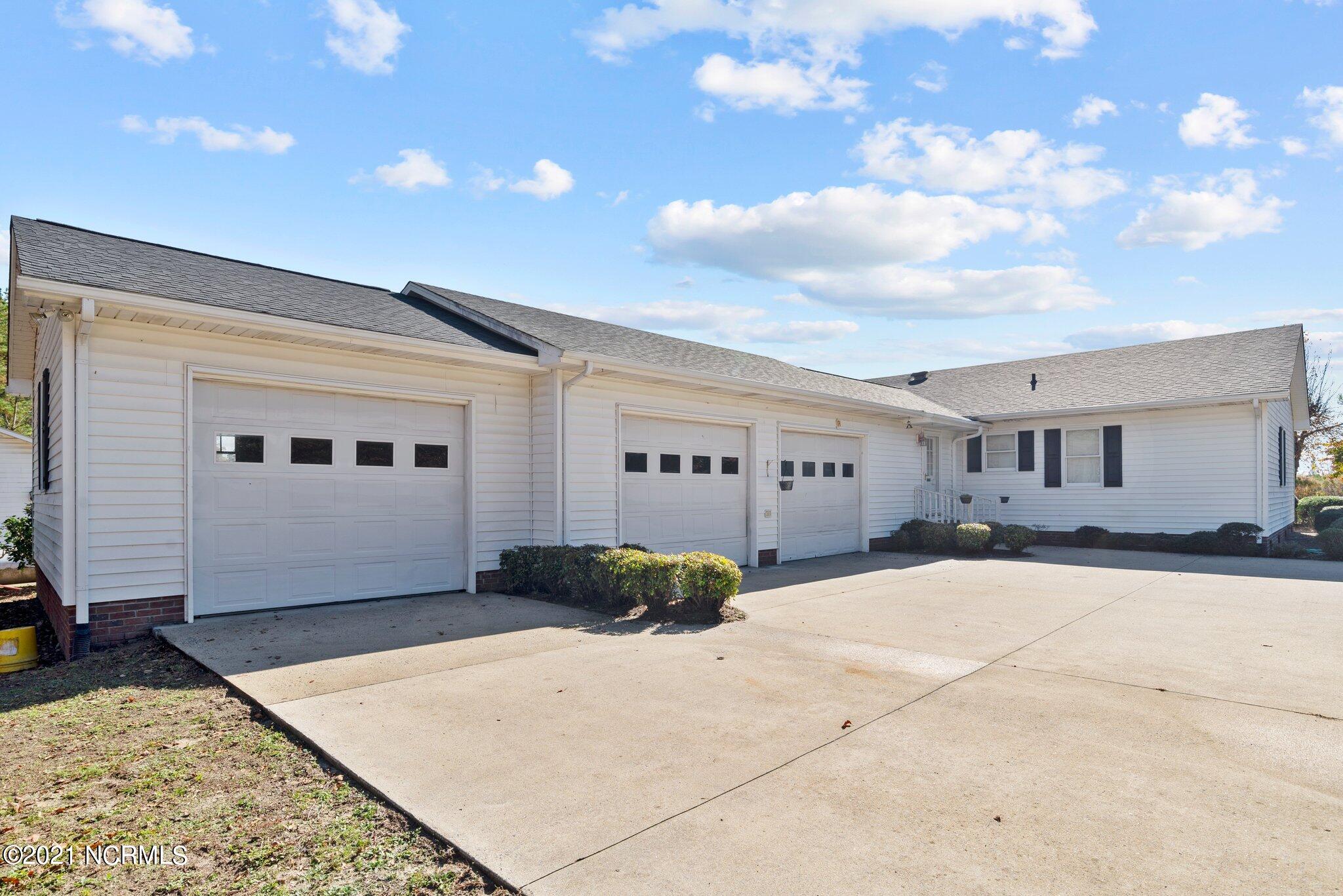 2296 Tulls Mill Road Deep Run, NC 28525 - Photo 5 of 23 7-web-or-mls-COX_7129