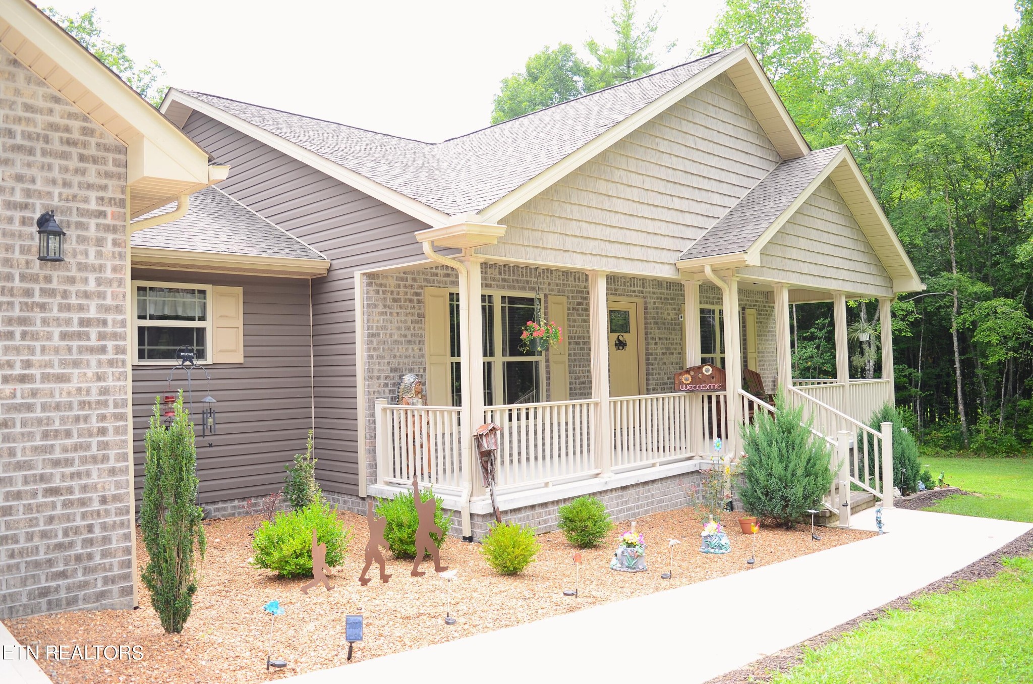 278 Falling Leaf Road Jamestown, TN 38556 - Photo 6 of 41 Gallery Image 6