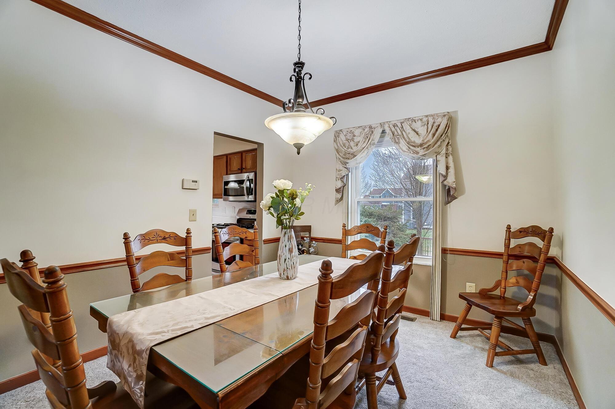 5337 Sutter Home Road Hilliard, OH 43026 - Photo 17 of 72 Off the kitchen is a spacious room currently being used for formal dining.