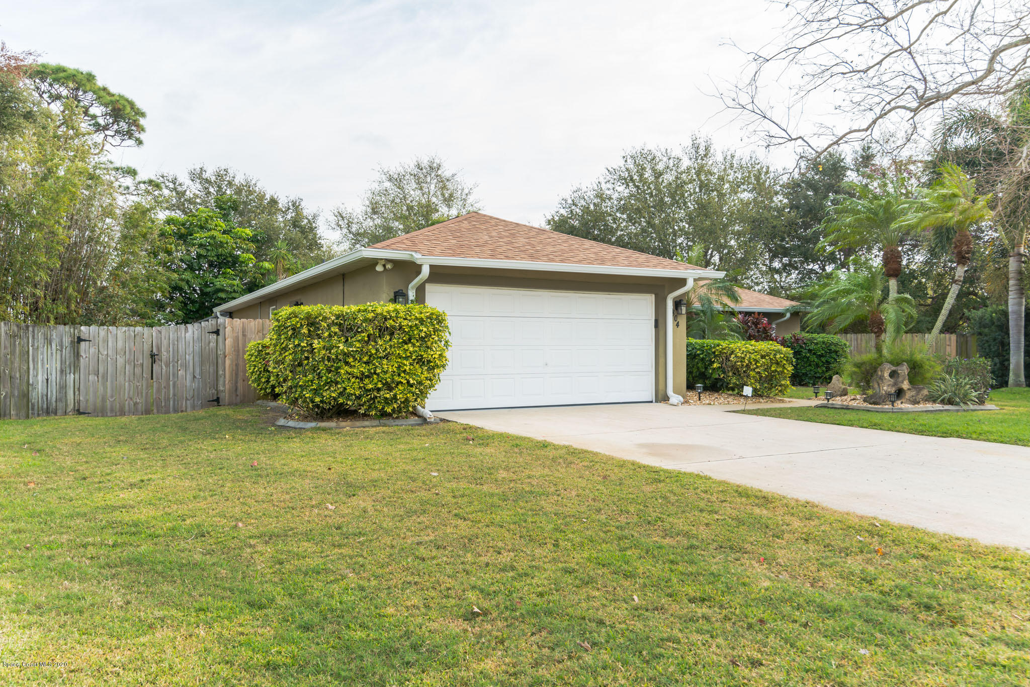 804 Gardener Road Rockledge, FL 32955 - Photo 3 of 34 DSC_0010-5642033