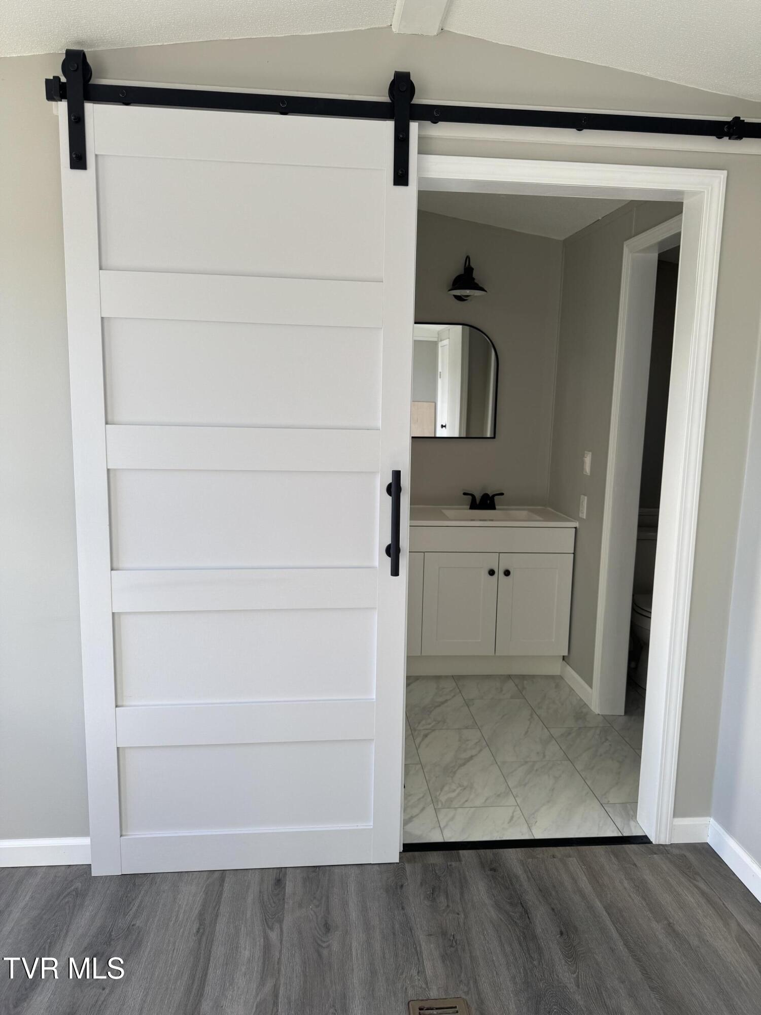 130 Lewis Blevins Road Elizabethton, TN 37643 - Photo 19 of 28 IMG_5764