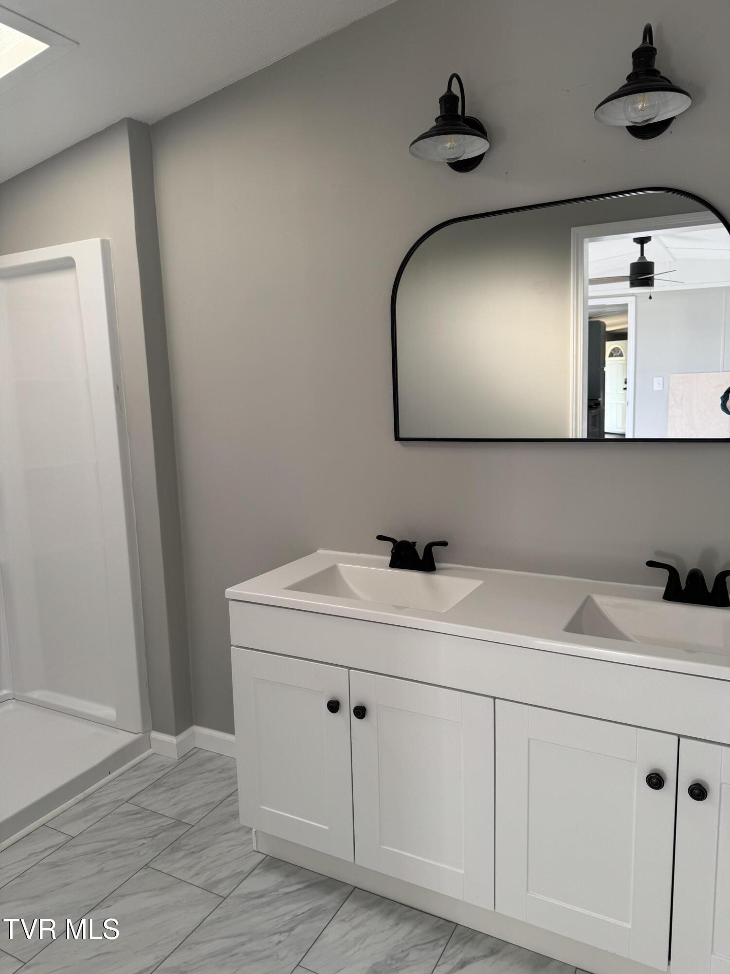 130 Lewis Blevins Road Elizabethton, TN 37643 - Photo 21 of 28 IMG_5761