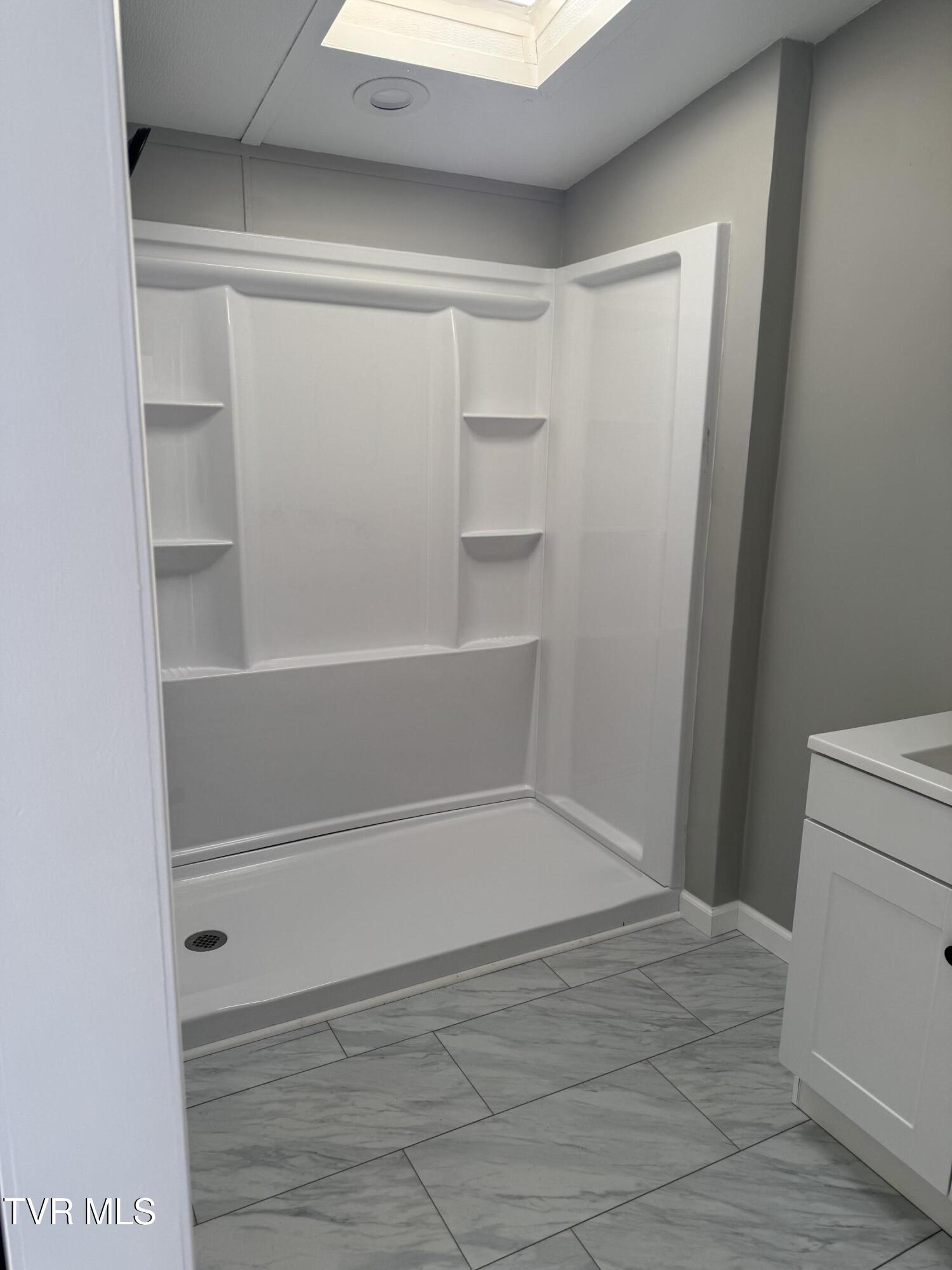 130 Lewis Blevins Road Elizabethton, TN 37643 - Photo 22 of 28 IMG_5758