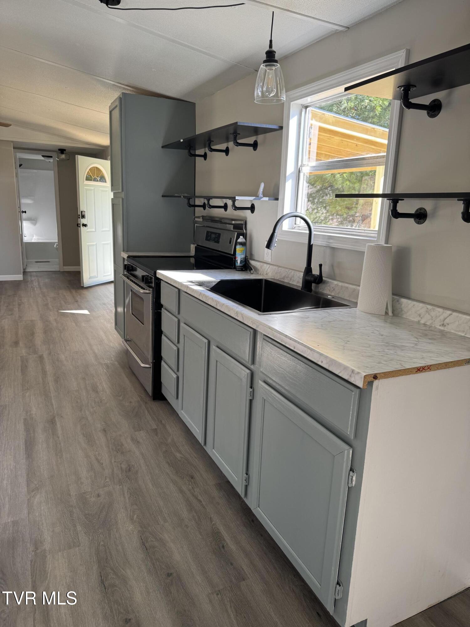 130 Lewis Blevins Road Elizabethton, TN 37643 - Photo 8 of 28 IMG_5767