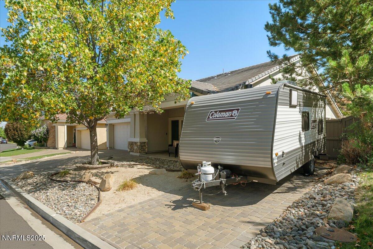 535 Little Sorrel Court Reno, NV 89521 - Photo 4 of 37 03-DSC_2724