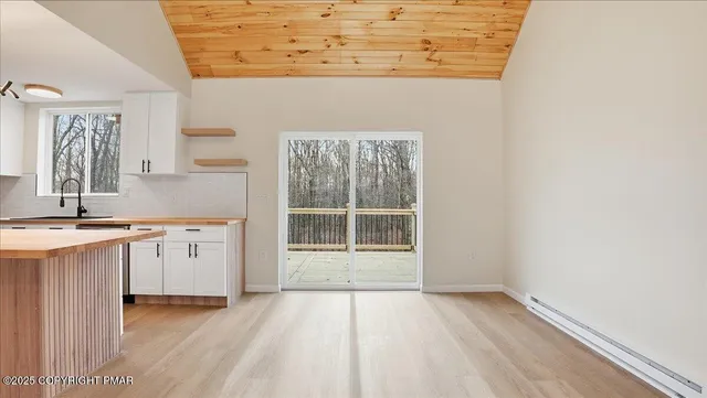 $359,900 | 45 Tamarack Terrace, Albrightsville, PA 18210