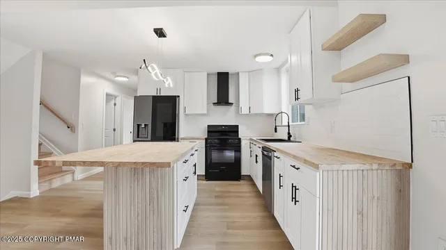 $359,900 | 45 Tamarack Terrace, Albrightsville, PA 18210