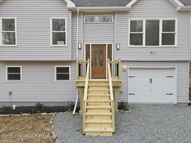 $359,900 | 45 Tamarack Terrace, Albrightsville, PA 18210