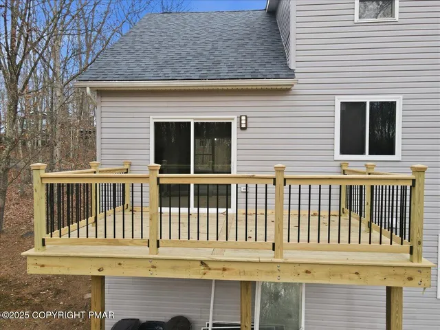 $359,900 | 45 Tamarack Terrace, Albrightsville, PA 18210