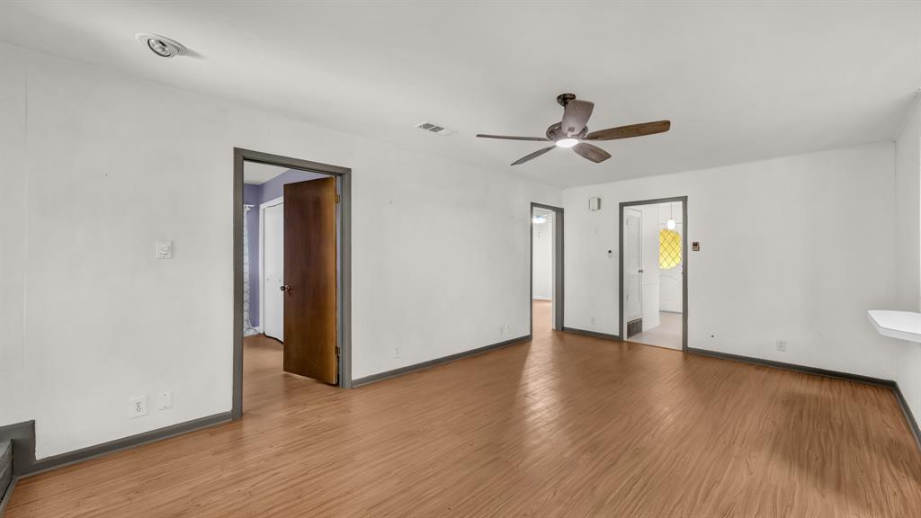 117 Redbird Lane Azle, TX 76020 - Photo 15 of 39