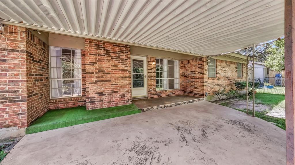 117 Redbird Lane Azle, TX 76020 - Photo 33 of 39