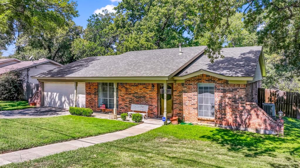 117 Redbird Lane Azle, TX 76020 - Photo 35 of 39