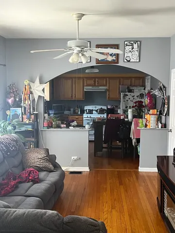 $625,000 | 6323 West Belmont Avenue, Chicago, IL 60634