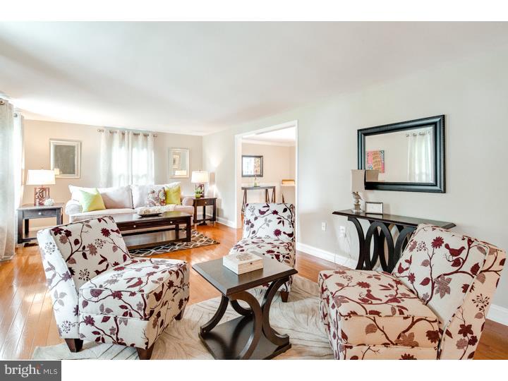 124 Pearl Croft Road Cherry Hill, NJ 08034 - Photo 3 of 25