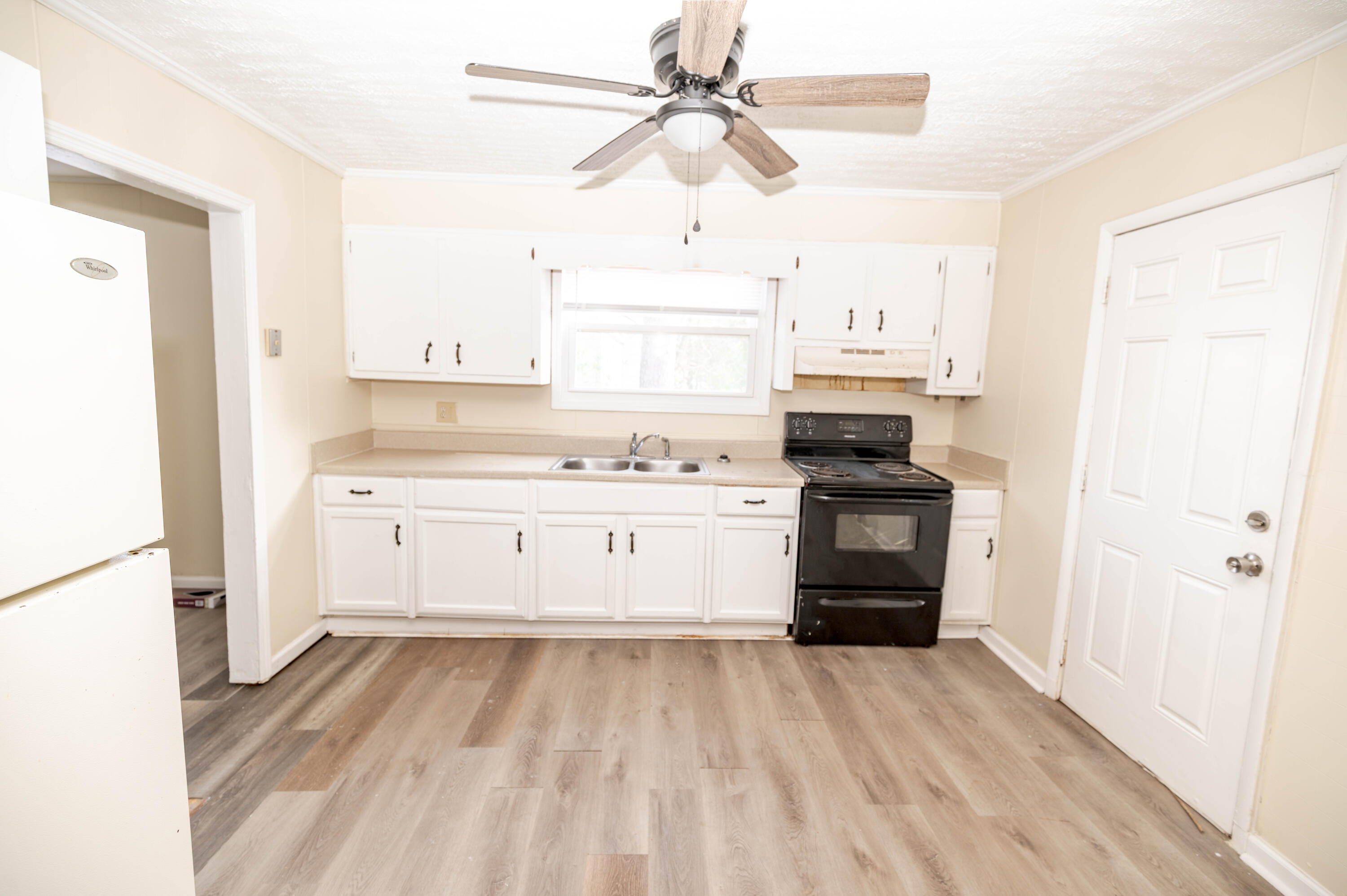 2018 Chester Avenue Augusta, GA 30906 - Photo 5 of 17 RE2018Chester-11