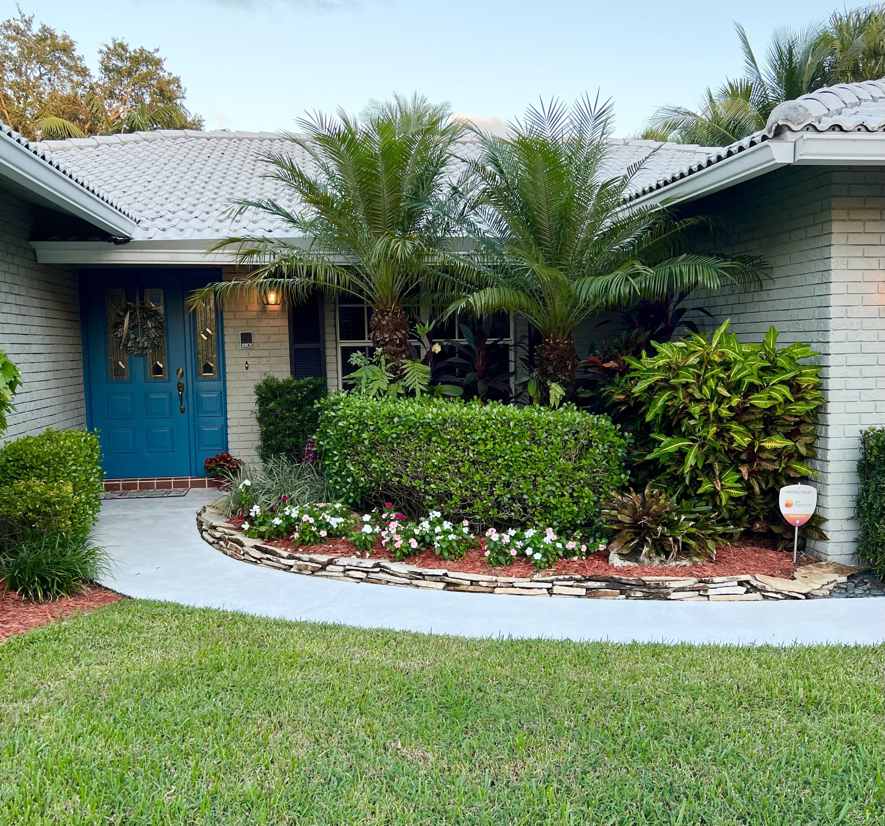 32 Southwest 13th Avenue Boca Raton, FL 33486 - Photo 5 of 34 Front Door