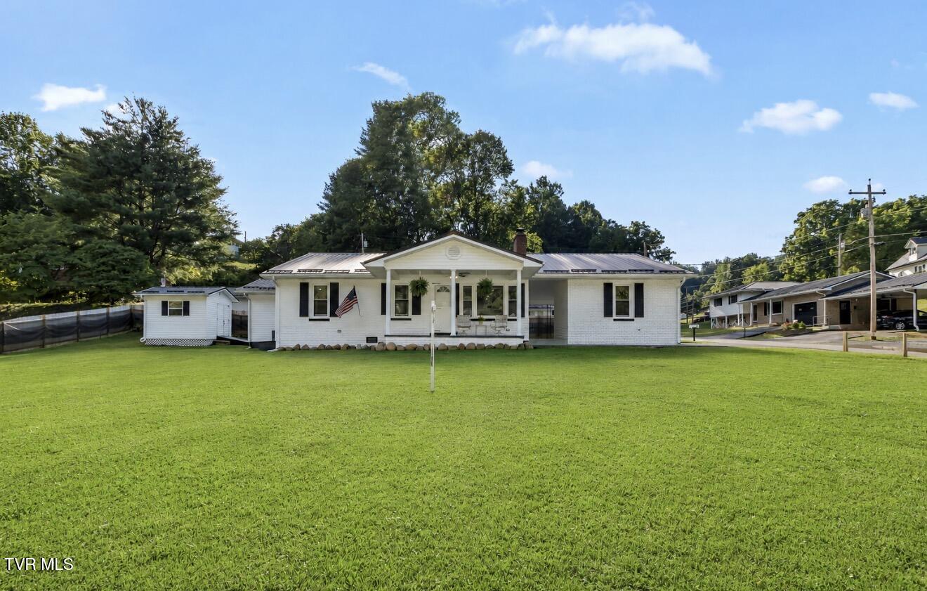 103 Commodore Avenue Elizabethton, TN 37643 - Photo 45 of 45 Front