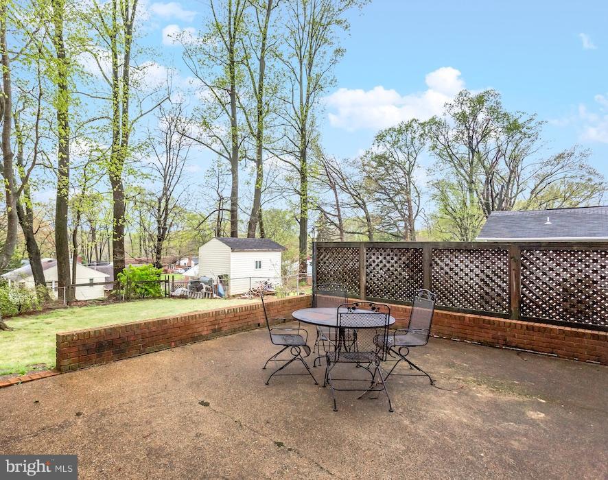 7513 June Street Springfield, VA 22150 - Photo 17 of 19 Exterior (Rear)
