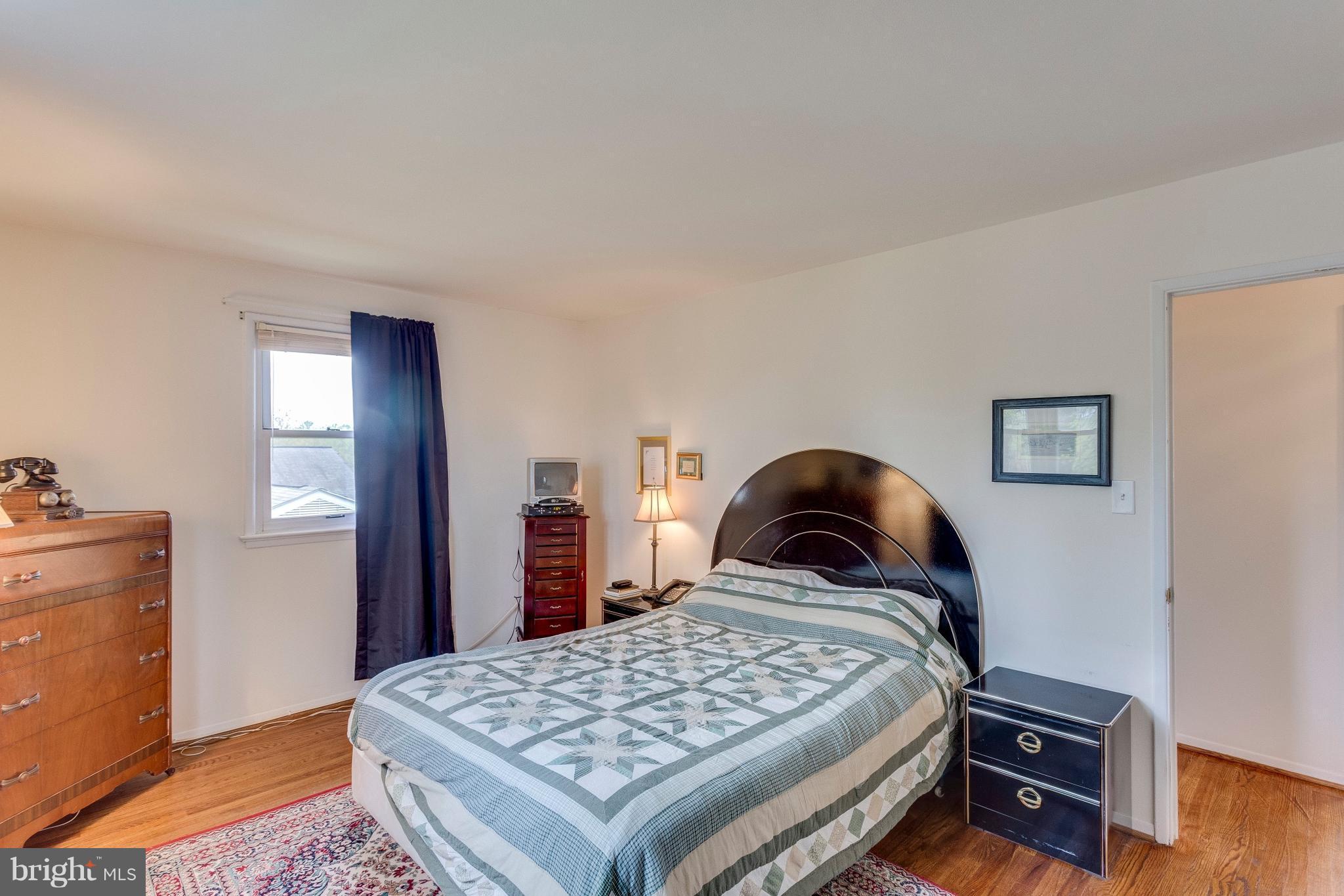 7513 June Street Springfield, VA 22150 - Photo 10 of 19 Bedroom (Master)