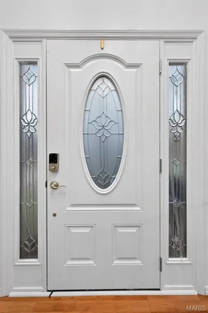 $330,000 | 1601 Country Hill Lane, Ballwin, MO 63021