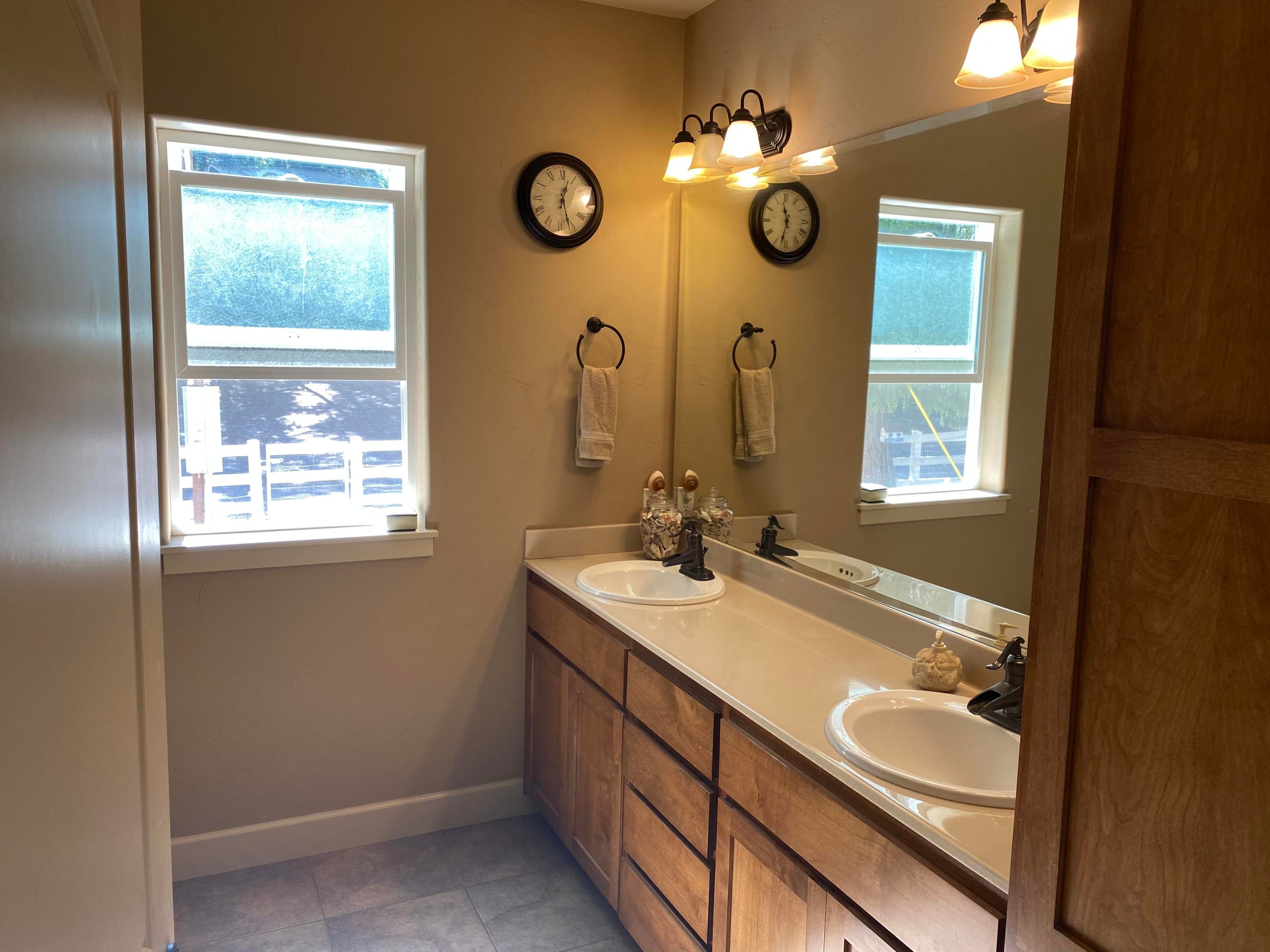 2510 Cedar Flat Road Williams, OR 97544 - Photo 12 of 55 IMG_3179