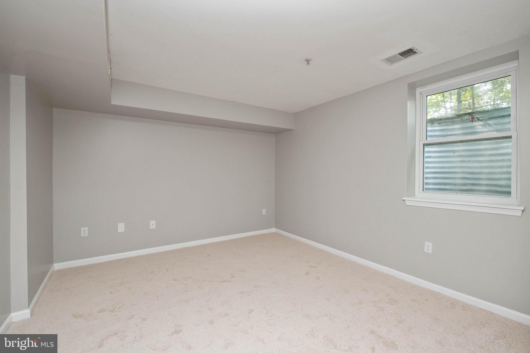 209 Sycamore Ridge Road Laurel, MD 20724 - Photo 29 of 37 Master bedroom