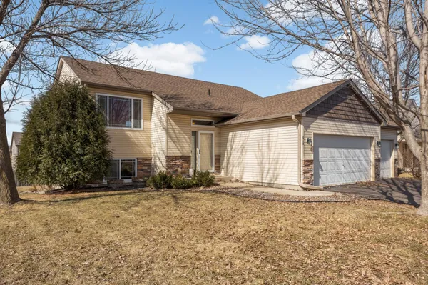 $369,900 | 615 Dillon Avenue North, Montrose, MN 55363