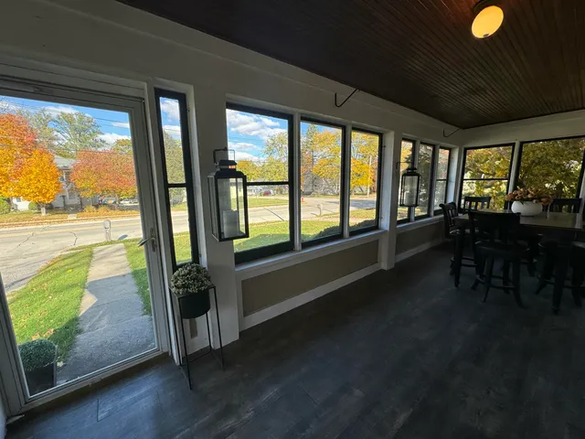 $569,900 | 203 West Geneva Street, Williams Bay, WI 53191