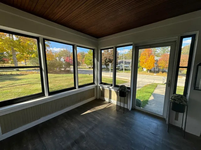 $569,900 | 203 West Geneva Street, Williams Bay, WI 53191