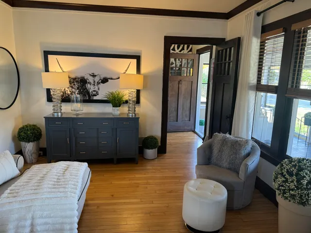 $569,900 | 203 West Geneva Street, Williams Bay, WI 53191