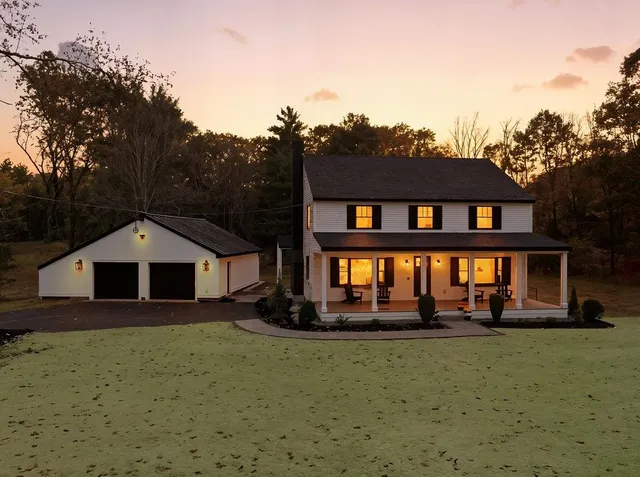 $1,099,900 | 104 Piscassic Road, Newfields, NH 03856