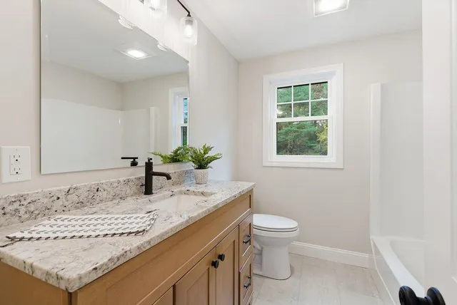 $1,199,900 | 104 Piscassic Road, Newfields, NH 03856