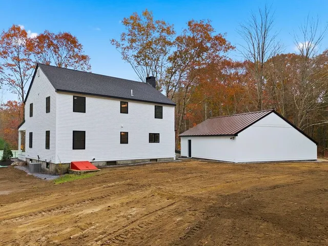 $1,199,900 | 104 Piscassic Road, Newfields, NH 03856