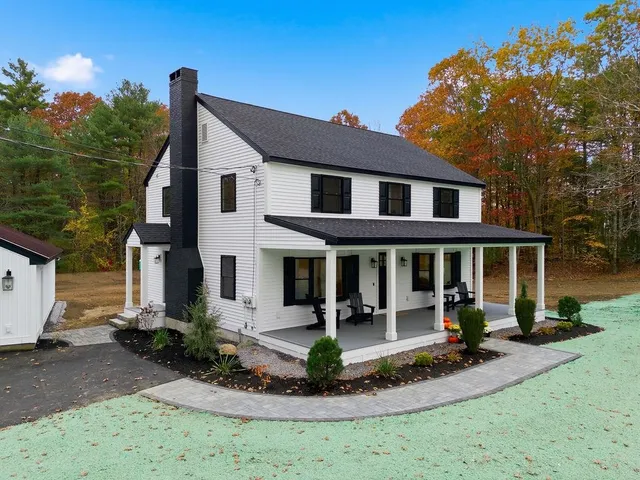$1,099,900 | 104 Piscassic Road, Newfields, NH 03856